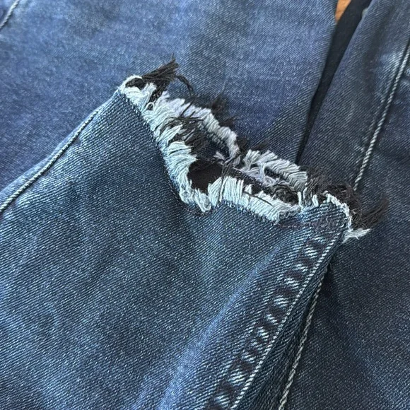 Trendy! 3 Pairs of Jeans Sz10 - 2 NEW! - Picture 7 of 16